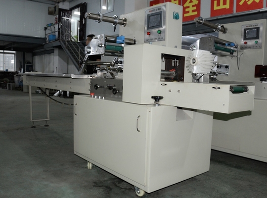 Candy / Cake Packing Machine 3780×640×1560mm Overall Size CE Standard