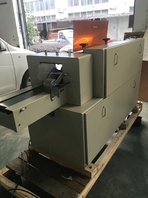 High Efficiency Card Packing Machine Pillow Type Chuck Automatic Feeding