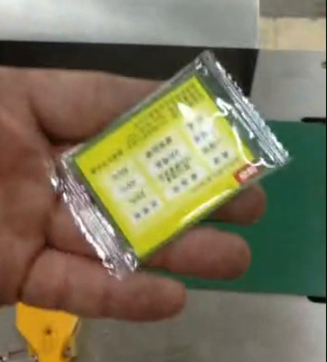High Efficiency Card Packing Machine Pillow Type Chuck Automatic Feeding