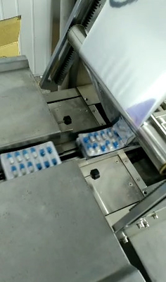 Precise Snack Food Packaging Machine , 220V 50/60Hz Power Bakery Packaging Machine