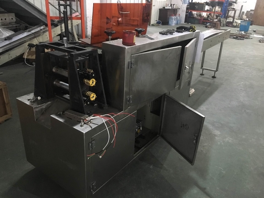 High Speed Nail Packaging Machine , Automatic Flow Pack Packaging Machine