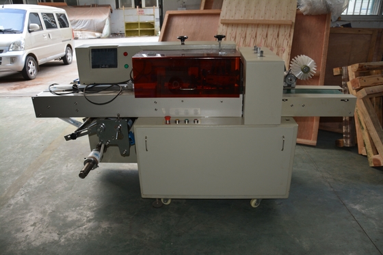 Low Reject Rate Card Packing Machine 220V Power Good Sealing Performance