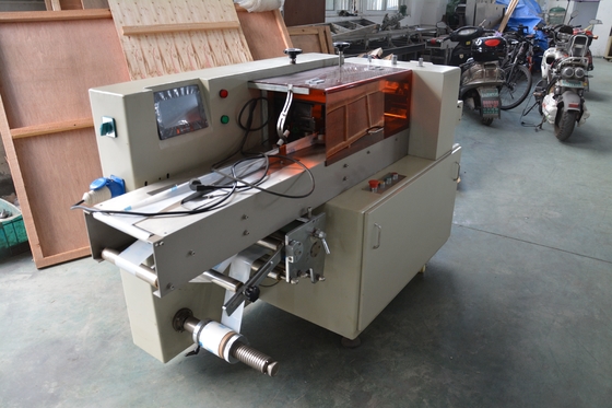 Pillow Type Card Packaging Machine , High Efficient Auto Packing Machine